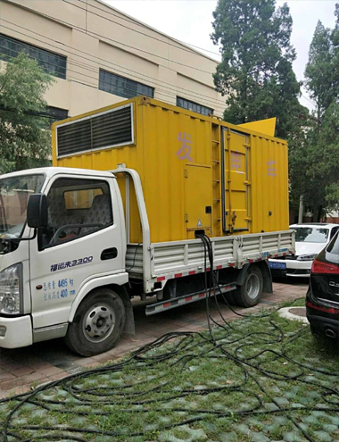 高明发电车出租-柴油发电机组排烟系统设计要求及其考虑因素