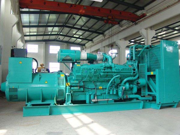 高明影响800KW发电机组油耗的因素有哪些？